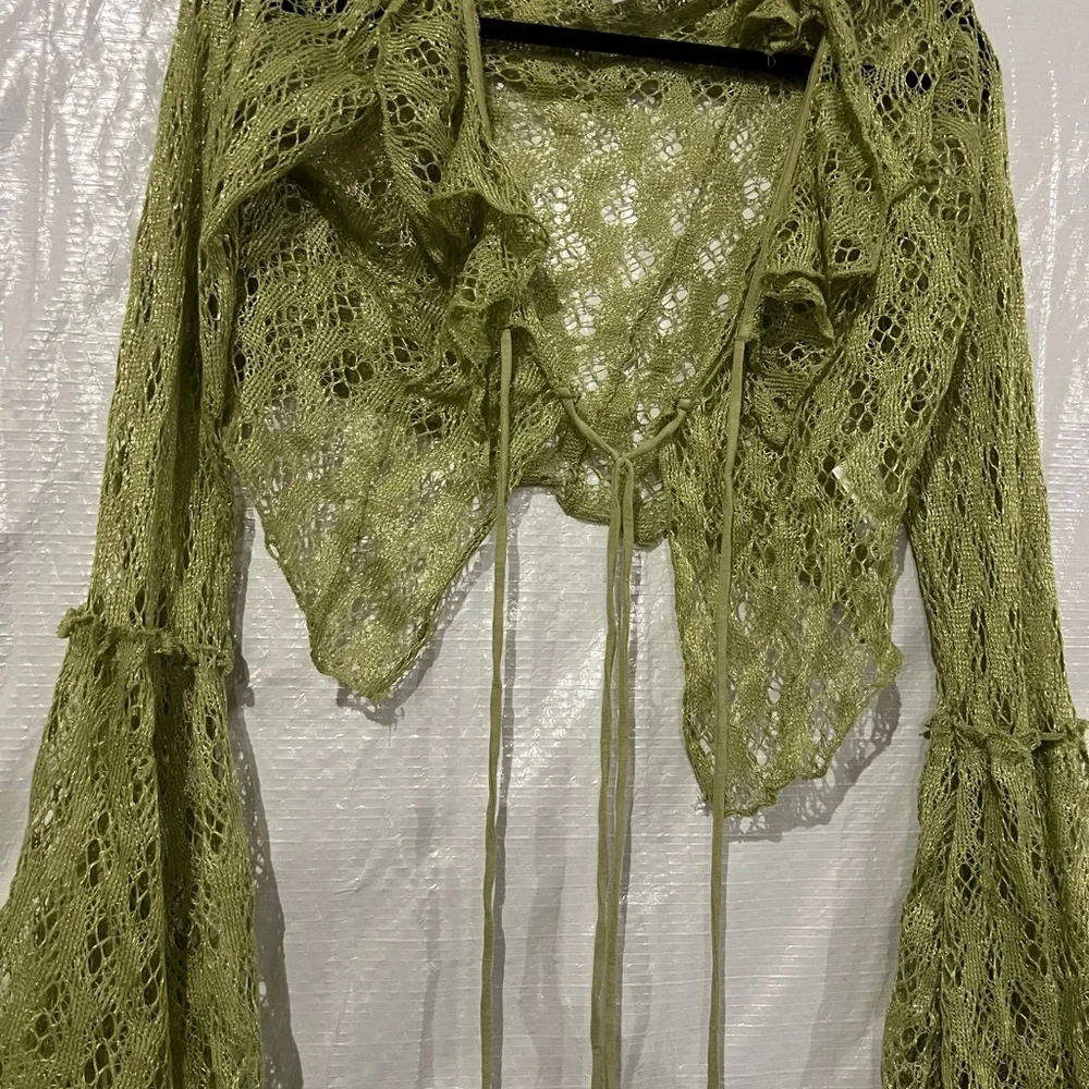Urban Outfitters Green Gossamer Crochet Flyaway Top Size Medium